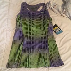 ❇️🔹BNWT: NIKE DriFit size small🔹❇️